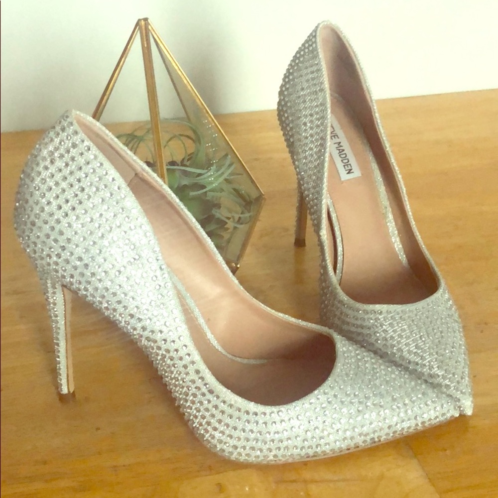Steve Madden Daisie Pumps
